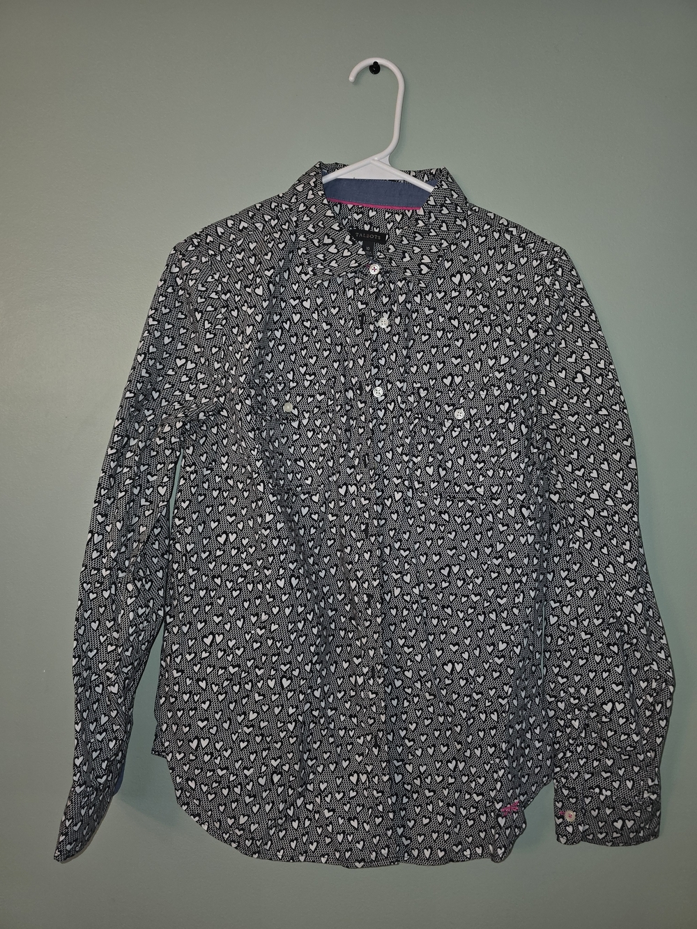 Women's Black Heart-Print Button-Up Shirt - Picture 1 of 4